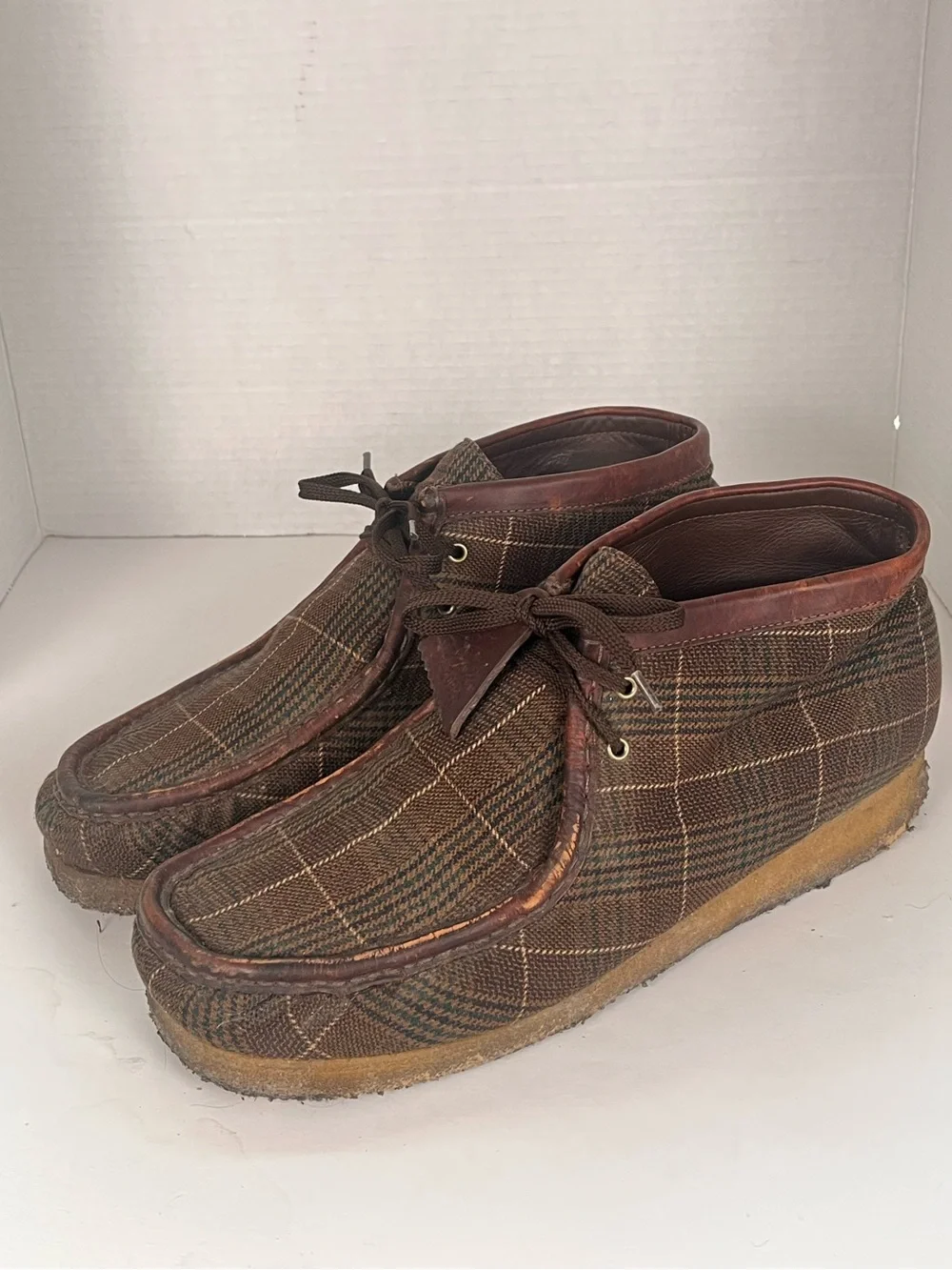 Clark’s Original Wallabee Shoe Mens 13 Plaid Lace Up Chukka Boot Gum Sole Preppy